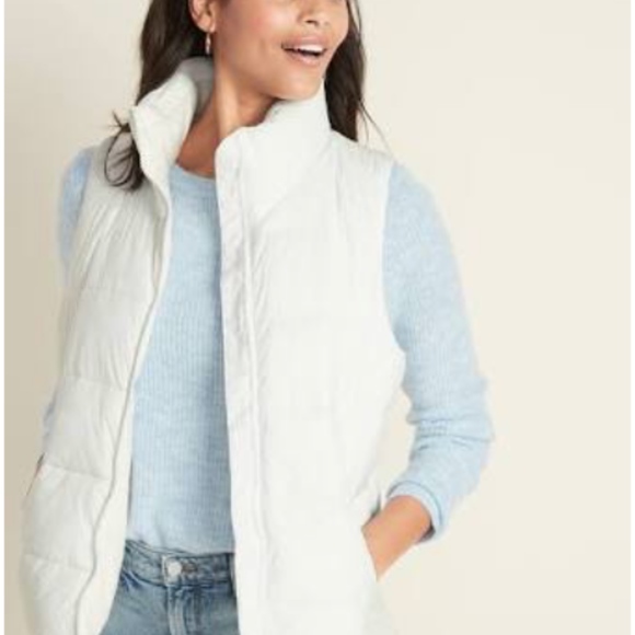 Old Navy Jackets & Blazers - Old Navy White Frost Free Puffer Vest